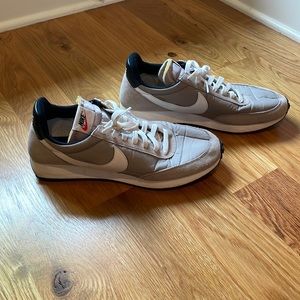 Nike Mens Waffle Trainer